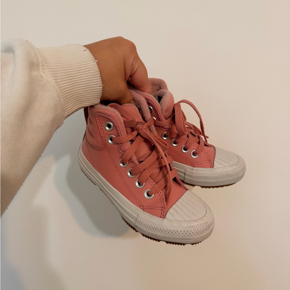 kids converse